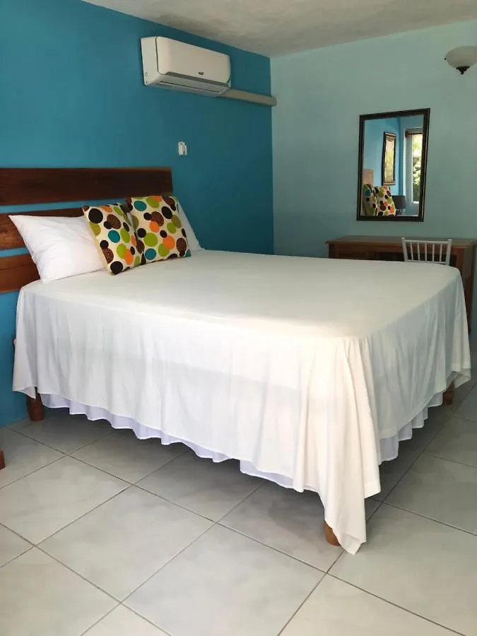Airport Beach Hotel 蒙特哥贝 公寓式酒店