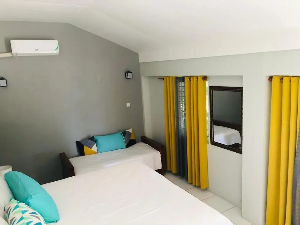 公寓式酒店 Airport Beach Hotel 蒙特哥贝 牙买加