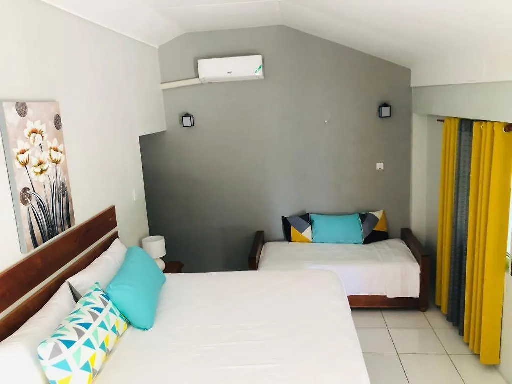 Airport Beach Hotel Montego Bay Hotel apartamentowy