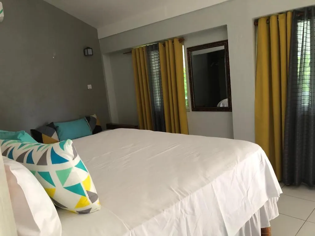Airport Beach Hotel Montego Bay Hotel apartamentowy
